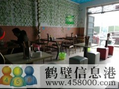 軍民花園一區(qū)門口西，小吃店，3萬(wàn)轉(zhuǎn)讓費(fèi)，不包括房租，營(yíng)業(yè)中