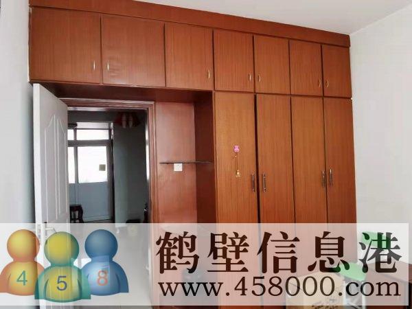出租建設花園住房一套！！